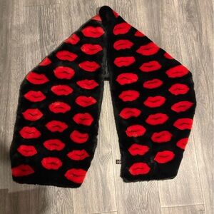 Victoria secret fur lip shawl/ scar